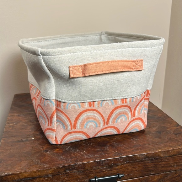 Other - 🏠 (2) Floral/Rainbow Storage Totes with Handles! Medium/Large Sized